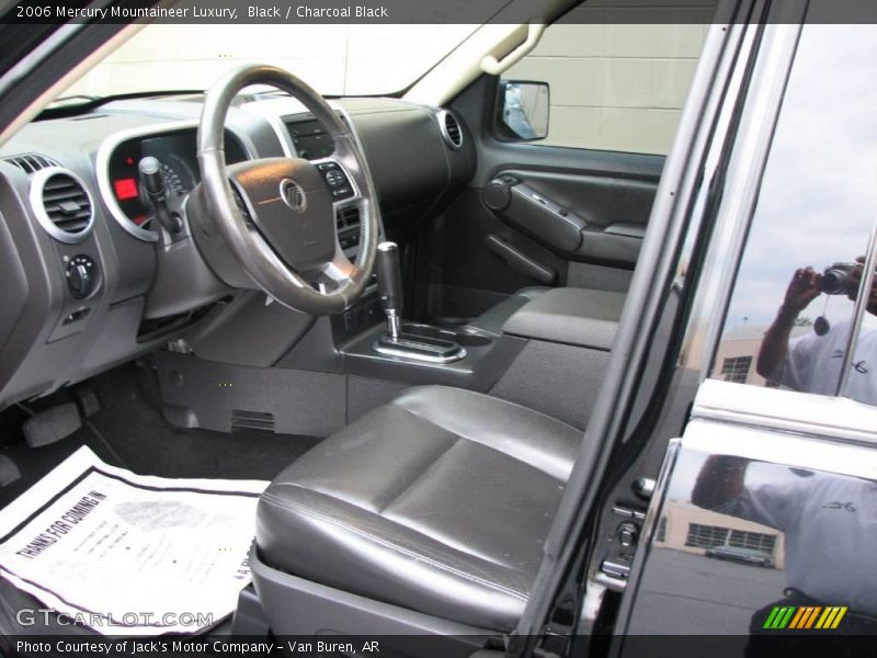 Black / Charcoal Black 2006 Mercury Mountaineer Luxury