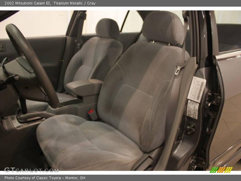 Titanium Metallic / Gray 2002 Mitsubishi Galant ES