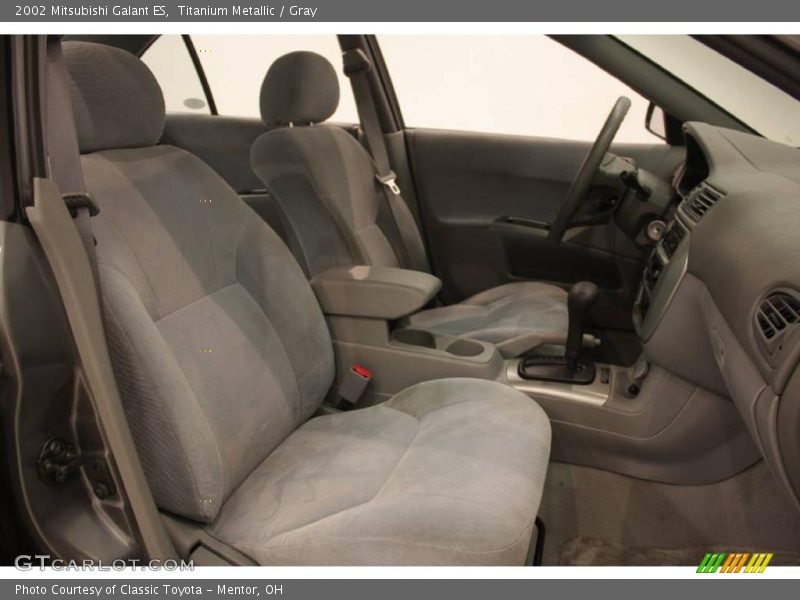 Titanium Metallic / Gray 2002 Mitsubishi Galant ES