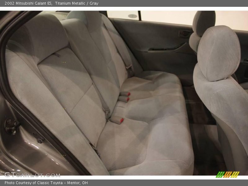 Titanium Metallic / Gray 2002 Mitsubishi Galant ES