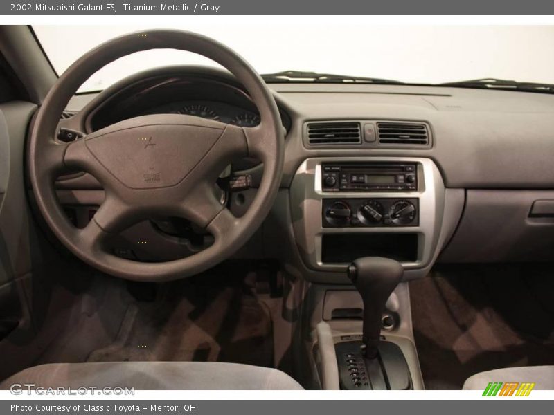 Titanium Metallic / Gray 2002 Mitsubishi Galant ES