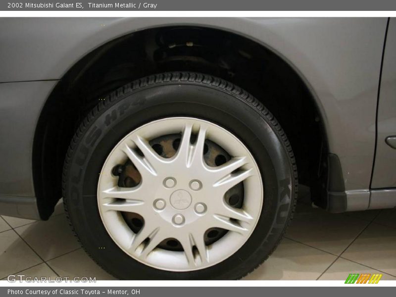 Titanium Metallic / Gray 2002 Mitsubishi Galant ES