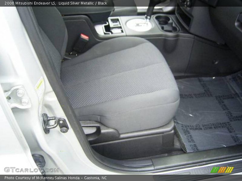 Liquid Silver Metallic / Black 2008 Mitsubishi Endeavor LS