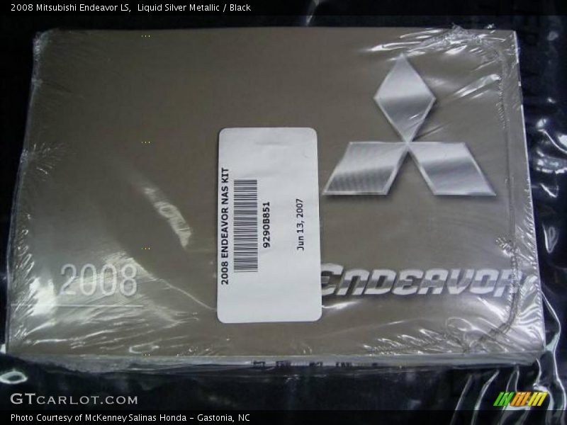 Liquid Silver Metallic / Black 2008 Mitsubishi Endeavor LS