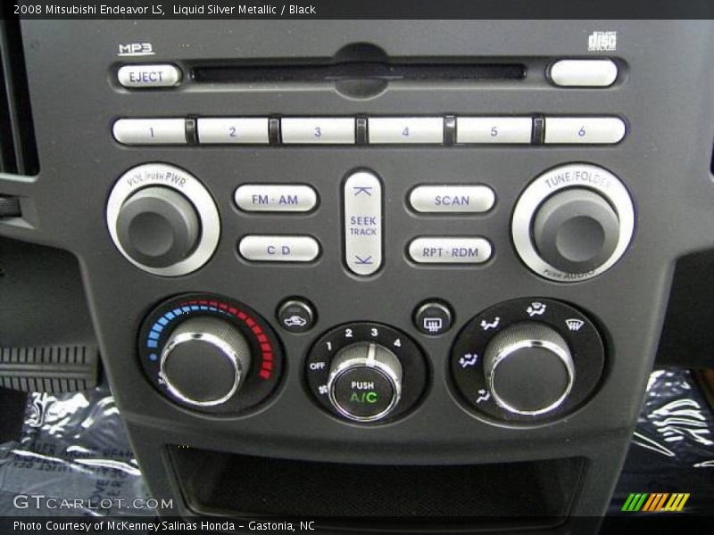 Liquid Silver Metallic / Black 2008 Mitsubishi Endeavor LS