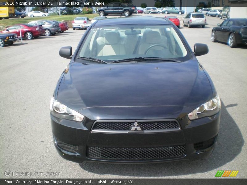 Tarmac Black Pearl / Beige 2010 Mitsubishi Lancer DE