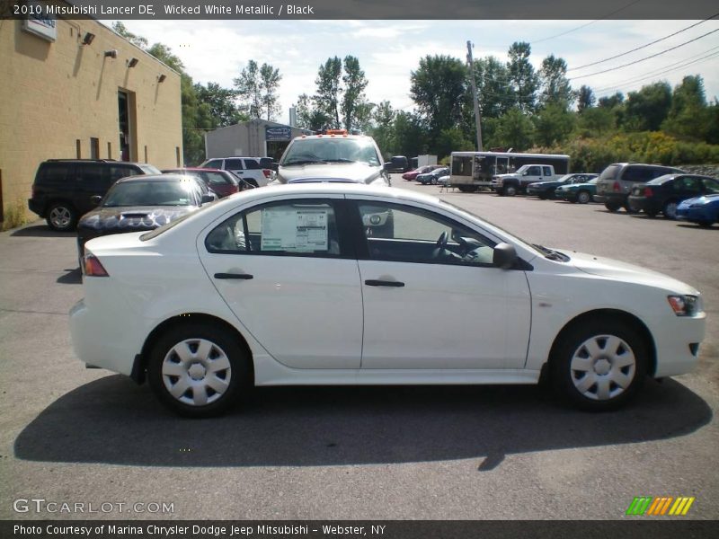 Wicked White Metallic / Black 2010 Mitsubishi Lancer DE