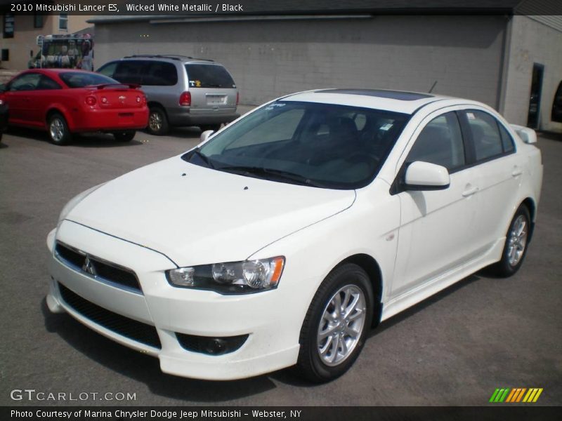 Wicked White Metallic / Black 2010 Mitsubishi Lancer ES