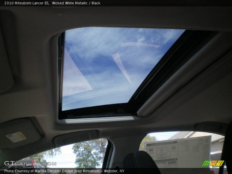 Wicked White Metallic / Black 2010 Mitsubishi Lancer ES