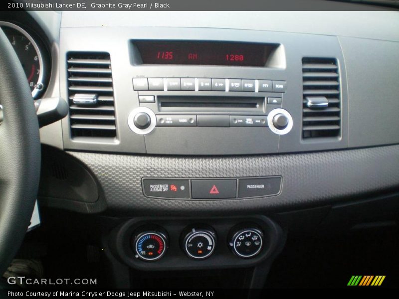 Graphite Gray Pearl / Black 2010 Mitsubishi Lancer DE