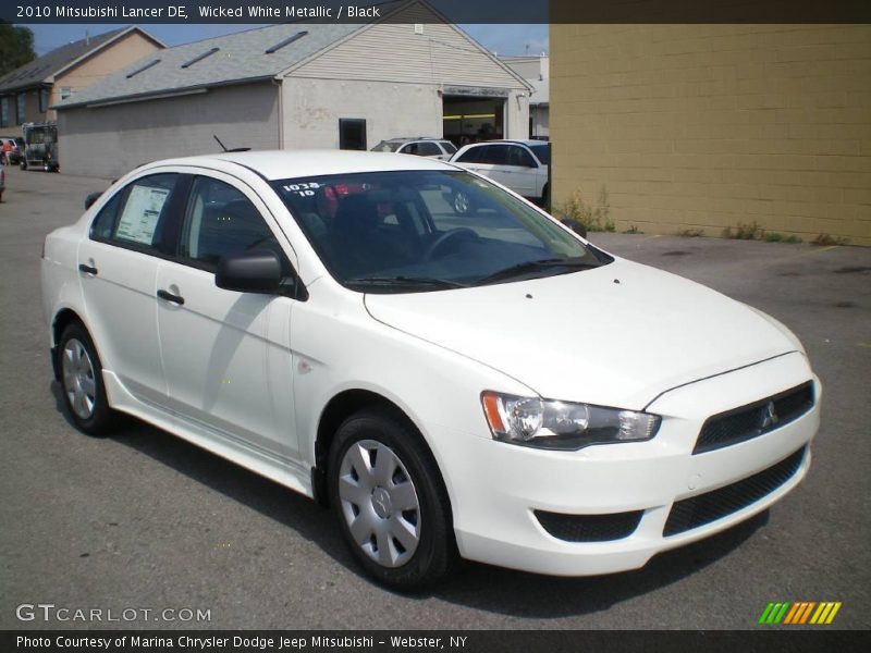 Wicked White Metallic / Black 2010 Mitsubishi Lancer DE