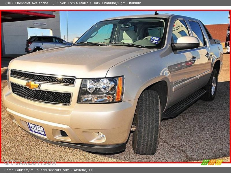 Silver Birch Metallic / Dark Titanium/Light Titanium 2007 Chevrolet Avalanche LT