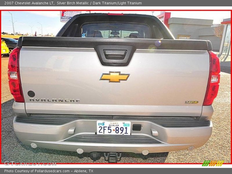 Silver Birch Metallic / Dark Titanium/Light Titanium 2007 Chevrolet Avalanche LT