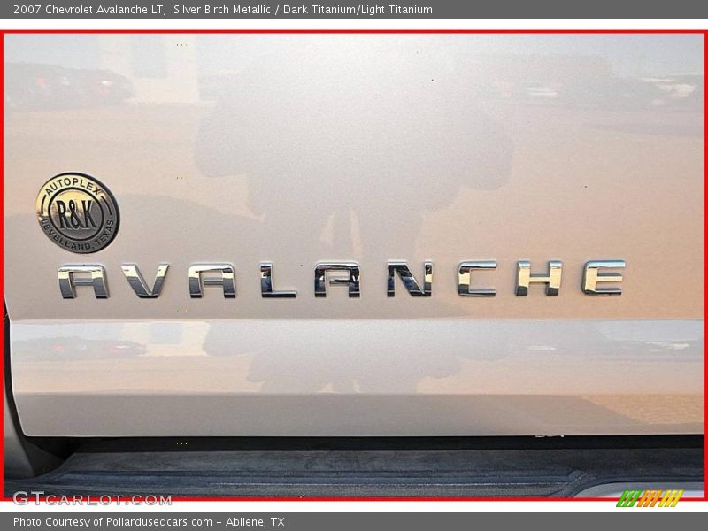 Silver Birch Metallic / Dark Titanium/Light Titanium 2007 Chevrolet Avalanche LT