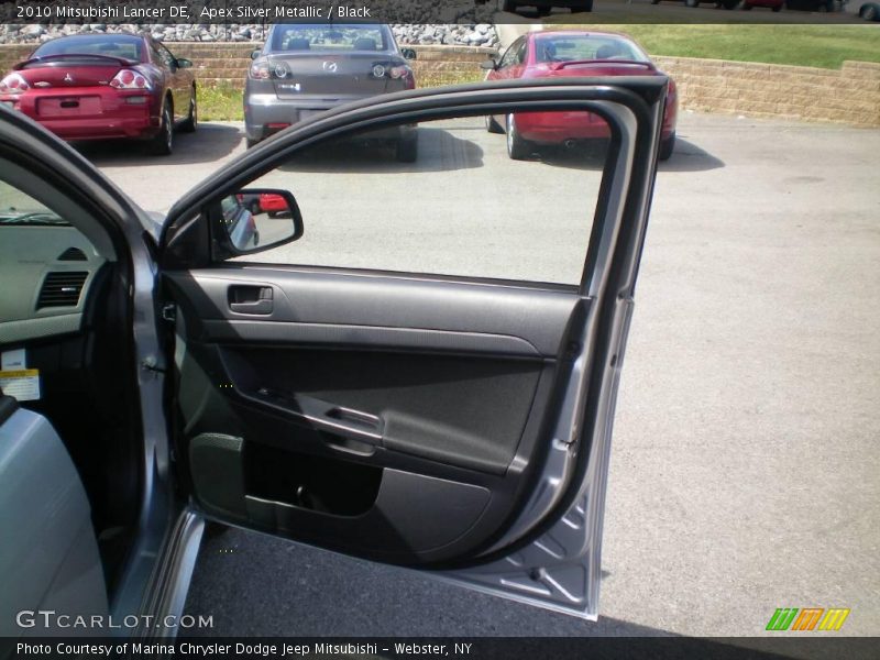 Apex Silver Metallic / Black 2010 Mitsubishi Lancer DE