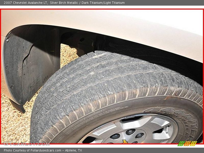 Silver Birch Metallic / Dark Titanium/Light Titanium 2007 Chevrolet Avalanche LT