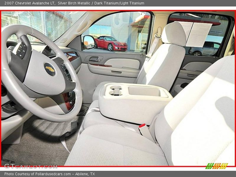 Silver Birch Metallic / Dark Titanium/Light Titanium 2007 Chevrolet Avalanche LT