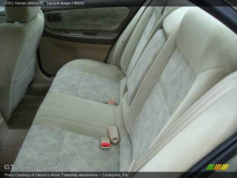 Sandrift Beige / Blond 2001 Nissan Altima SE