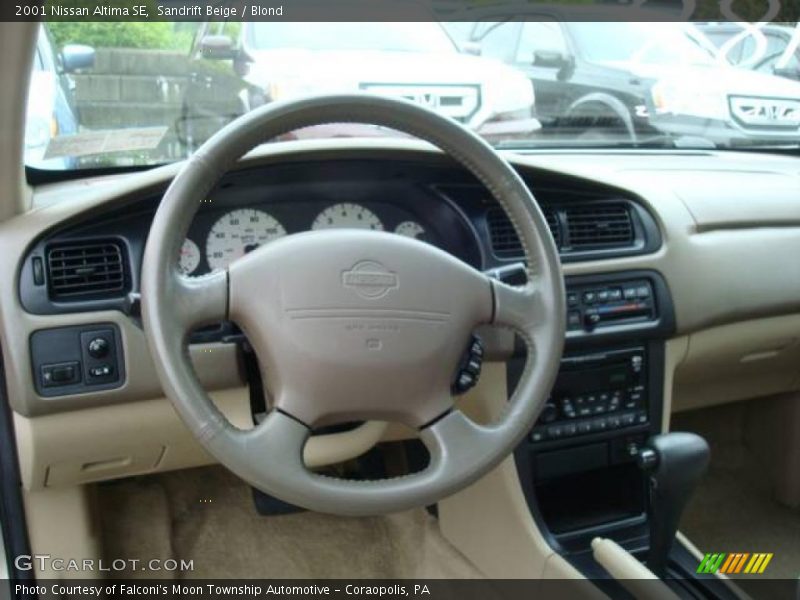 Sandrift Beige / Blond 2001 Nissan Altima SE