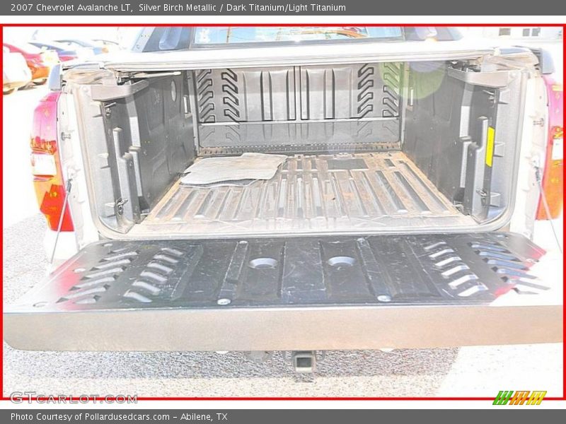 Silver Birch Metallic / Dark Titanium/Light Titanium 2007 Chevrolet Avalanche LT