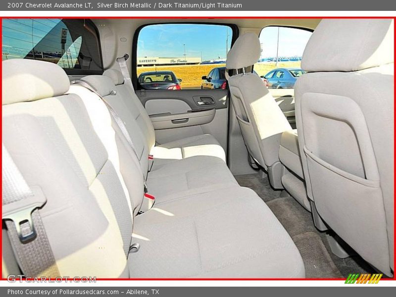 Silver Birch Metallic / Dark Titanium/Light Titanium 2007 Chevrolet Avalanche LT