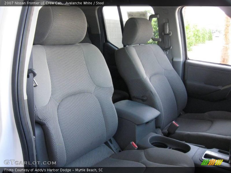 Avalanche White / Steel 2007 Nissan Frontier LE Crew Cab