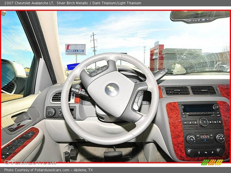 Silver Birch Metallic / Dark Titanium/Light Titanium 2007 Chevrolet Avalanche LT