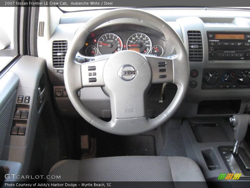 Avalanche White / Steel 2007 Nissan Frontier LE Crew Cab