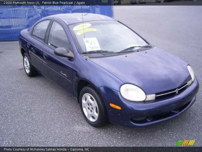 Patriot Blue Pearlcoat / Agate 2000 Plymouth Neon LX