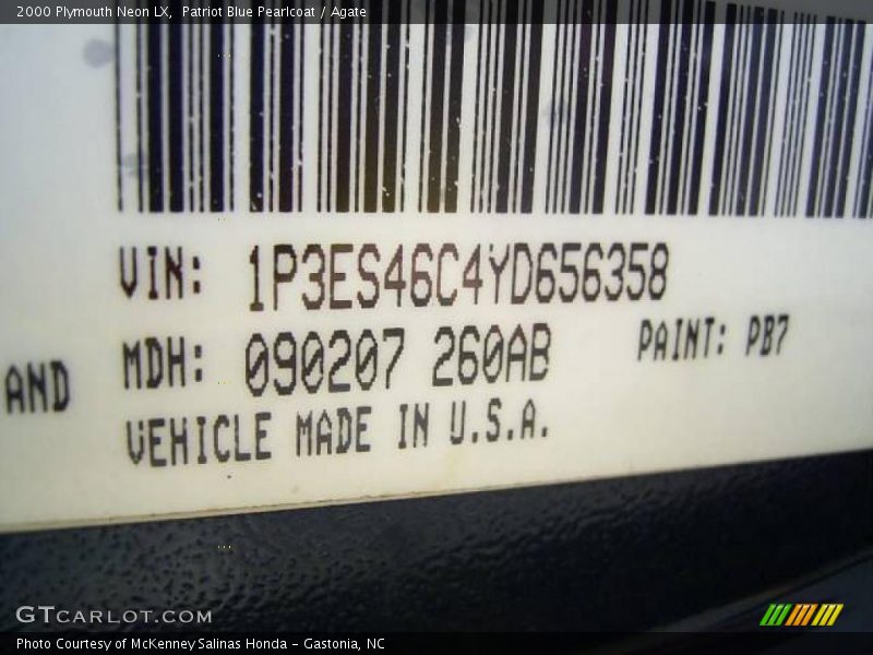 Patriot Blue Pearlcoat / Agate 2000 Plymouth Neon LX