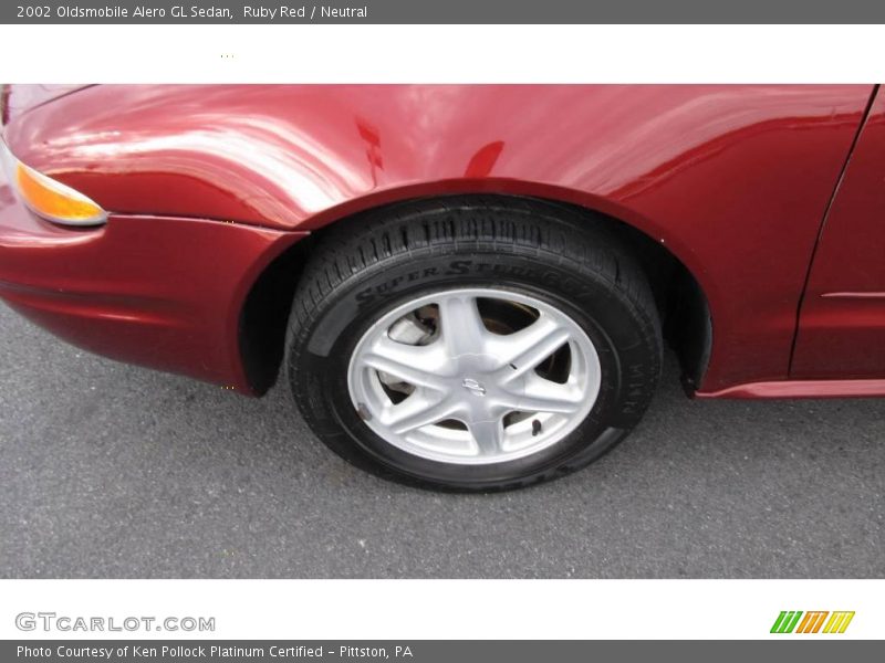 Ruby Red / Neutral 2002 Oldsmobile Alero GL Sedan