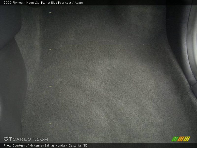 Patriot Blue Pearlcoat / Agate 2000 Plymouth Neon LX