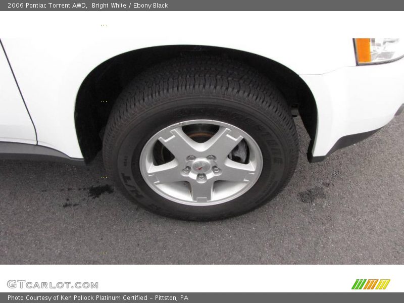 Bright White / Ebony Black 2006 Pontiac Torrent AWD