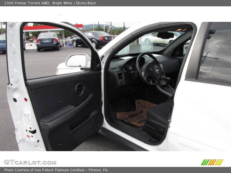 Bright White / Ebony Black 2006 Pontiac Torrent AWD