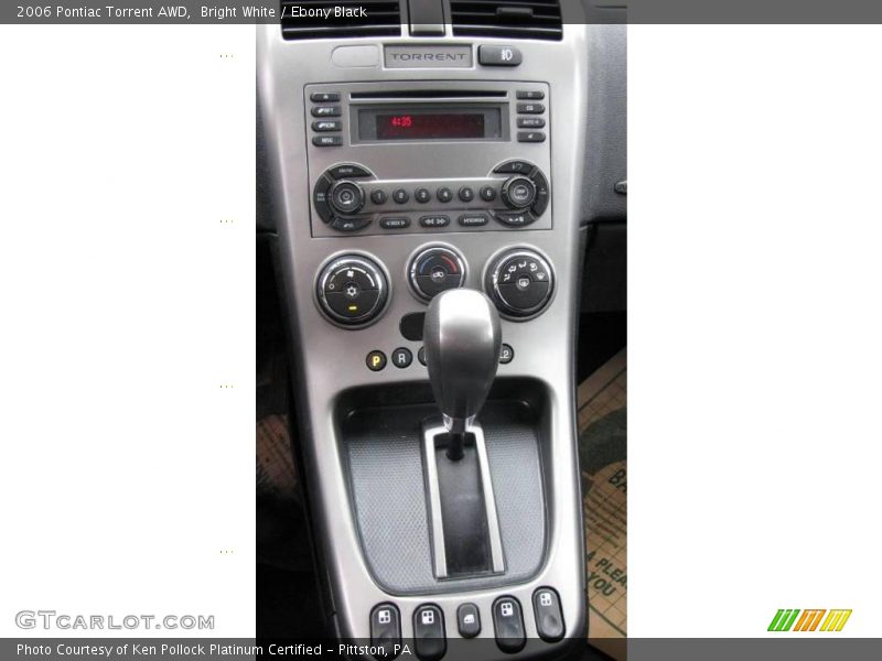 Bright White / Ebony Black 2006 Pontiac Torrent AWD