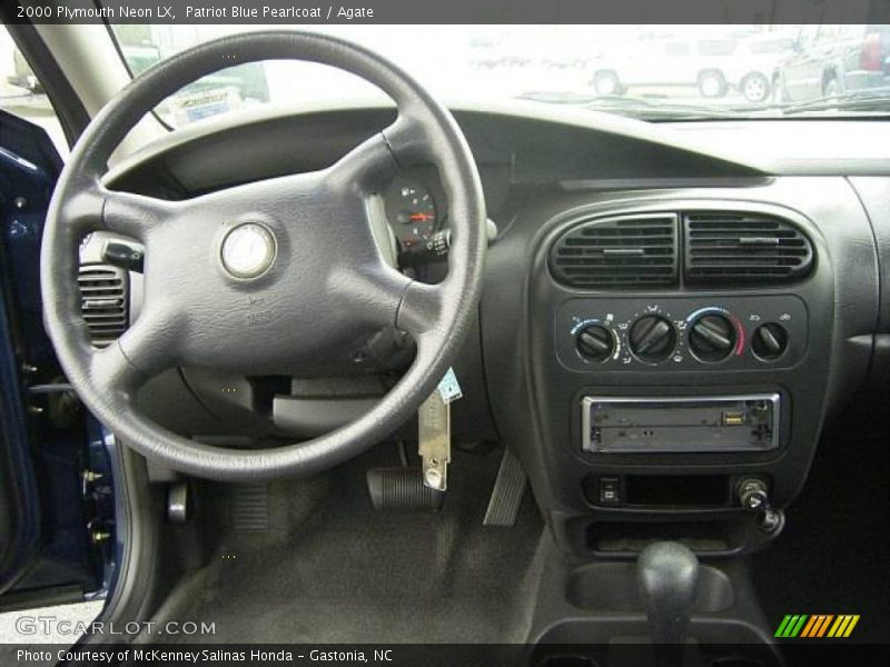 Patriot Blue Pearlcoat / Agate 2000 Plymouth Neon LX