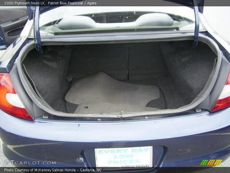Patriot Blue Pearlcoat / Agate 2000 Plymouth Neon LX