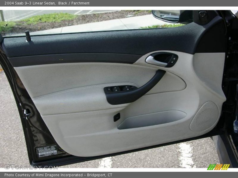 Black / Parchment 2004 Saab 9-3 Linear Sedan