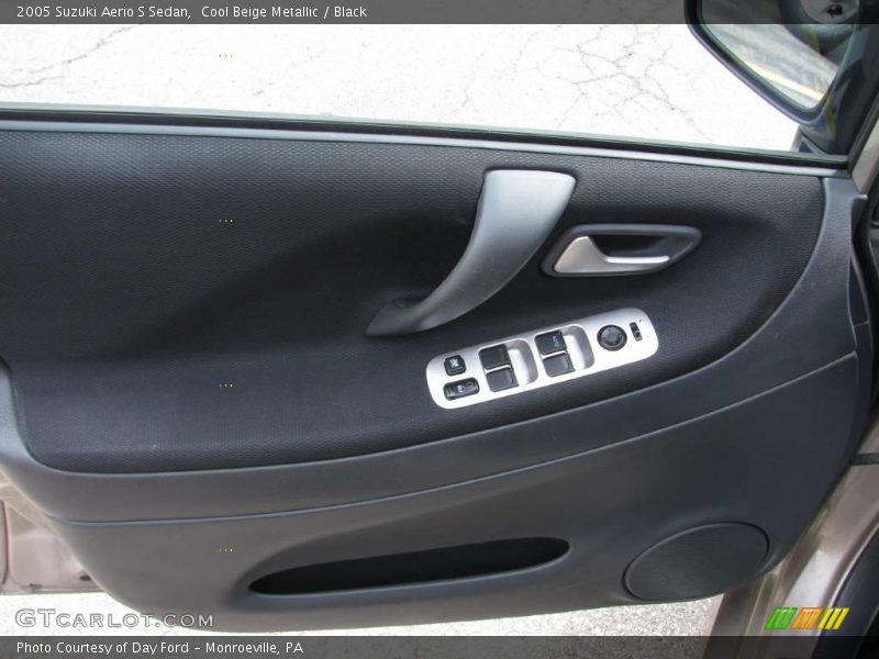 Cool Beige Metallic / Black 2005 Suzuki Aerio S Sedan