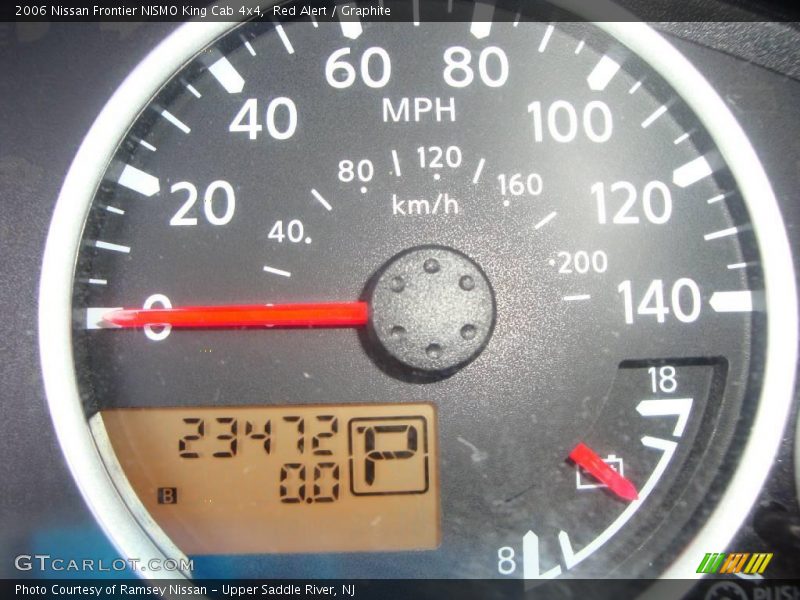 Red Alert / Graphite 2006 Nissan Frontier NISMO King Cab 4x4
