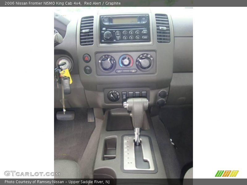 Red Alert / Graphite 2006 Nissan Frontier NISMO King Cab 4x4