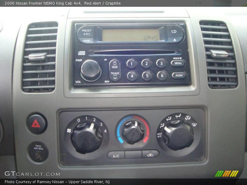Red Alert / Graphite 2006 Nissan Frontier NISMO King Cab 4x4