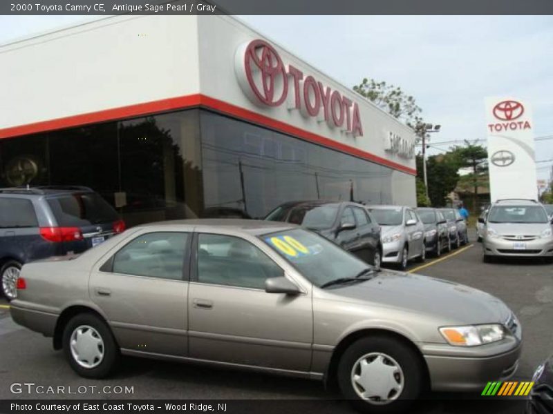 Antique Sage Pearl / Gray 2000 Toyota Camry CE