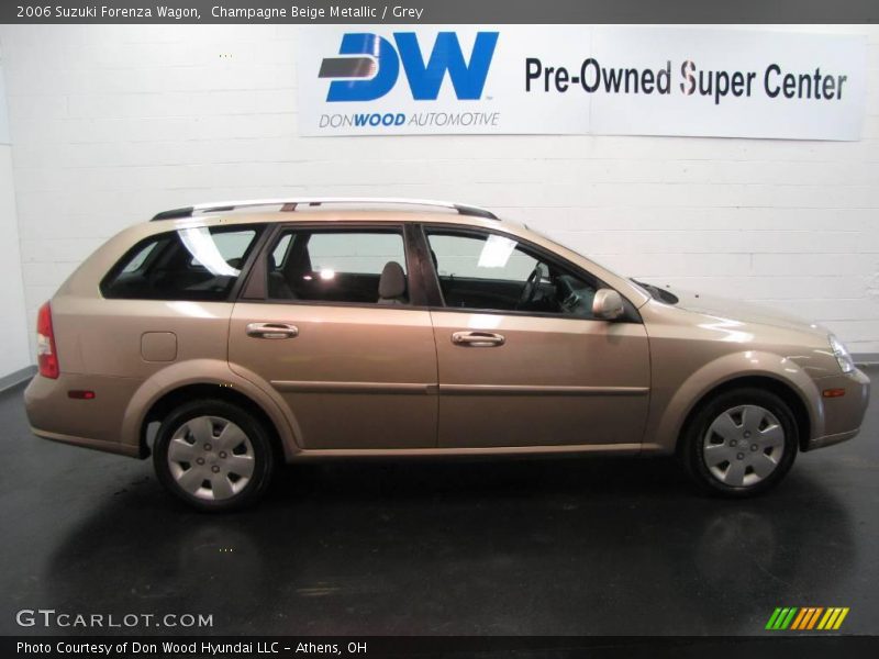Champagne Beige Metallic / Grey 2006 Suzuki Forenza Wagon