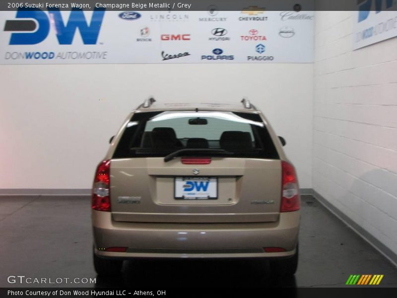 Champagne Beige Metallic / Grey 2006 Suzuki Forenza Wagon
