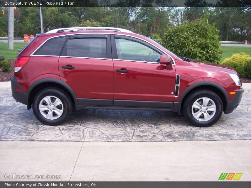 Ruby Red / Tan 2009 Saturn VUE XE