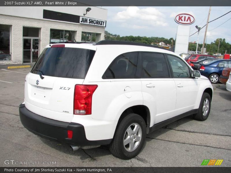 Pearl White / Beige 2007 Suzuki XL7 AWD