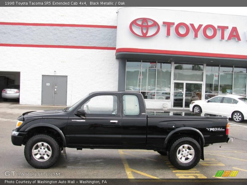 Black Metallic / Oak 1998 Toyota Tacoma SR5 Extended Cab 4x4