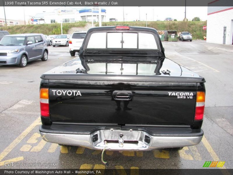 Black Metallic / Oak 1998 Toyota Tacoma SR5 Extended Cab 4x4