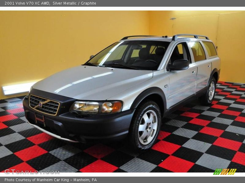 Silver Metallic / Graphite 2001 Volvo V70 XC AWD